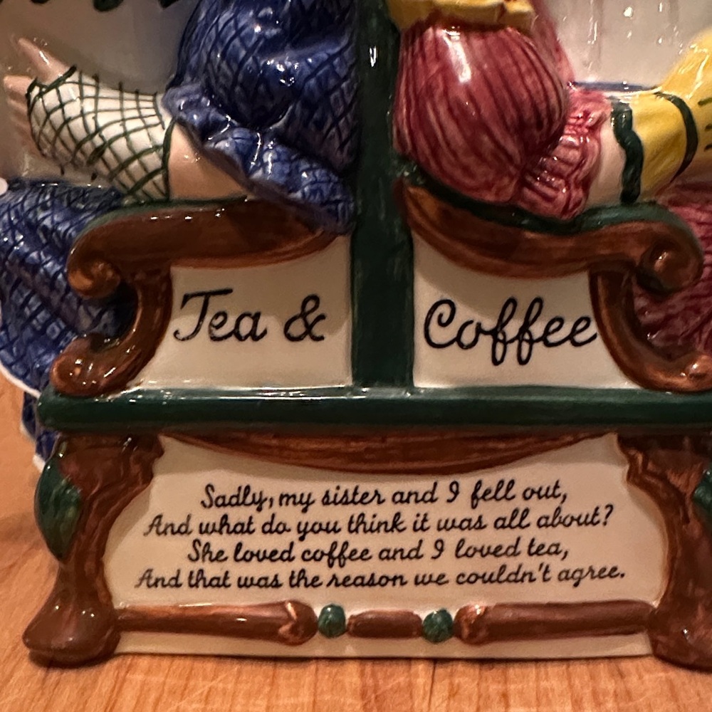 Vintage Dept 56 two sisters tea/coffee pot with four cups - Picture 8 of 16